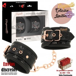 Esposas de cuero vegano · Coquette