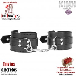 Muñequeras con Tachuelas · Kink